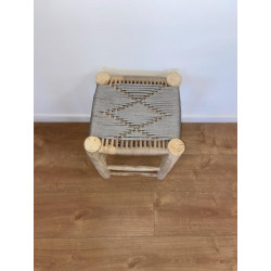 Tabouret bois eucalyptus en keitane beige/gris